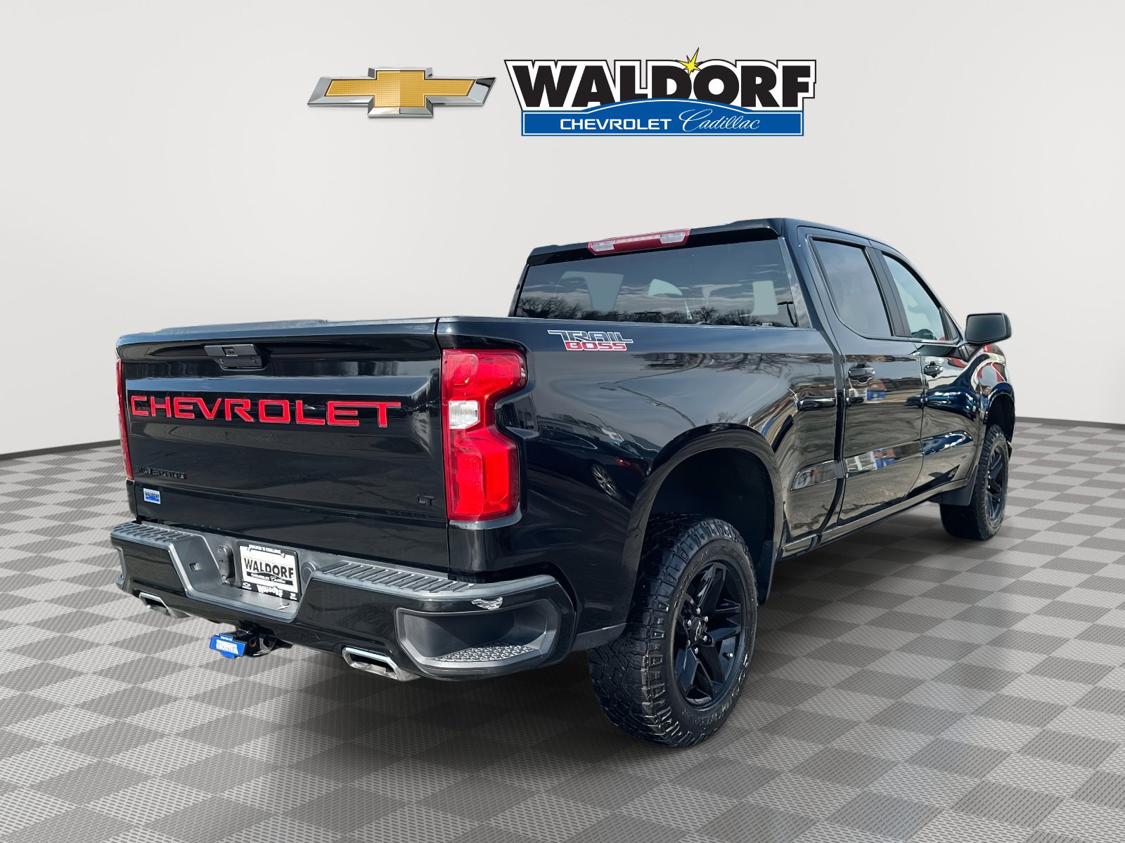 Used 2021 Chevrolet Silverado 1500 LT Trail Boss w/ Bed Protection Package image 6