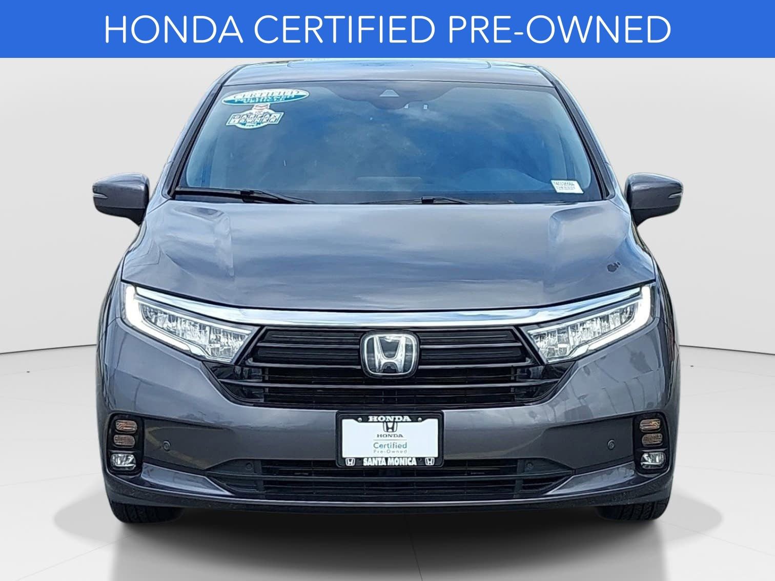 Certified 2024 Honda Odyssey Touring image 2
