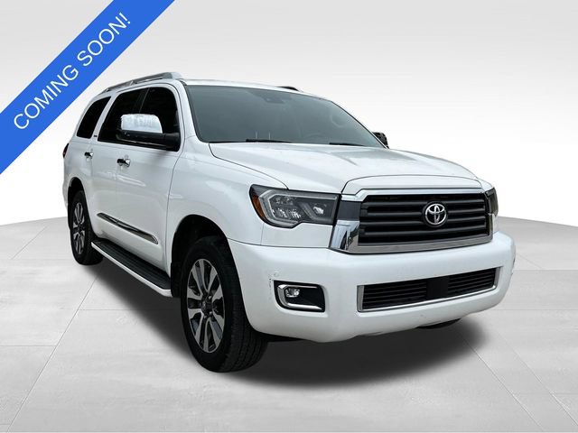 Used 2018 Toyota Sequoia Limited w/ Safety & Convenience Package RWD image 1