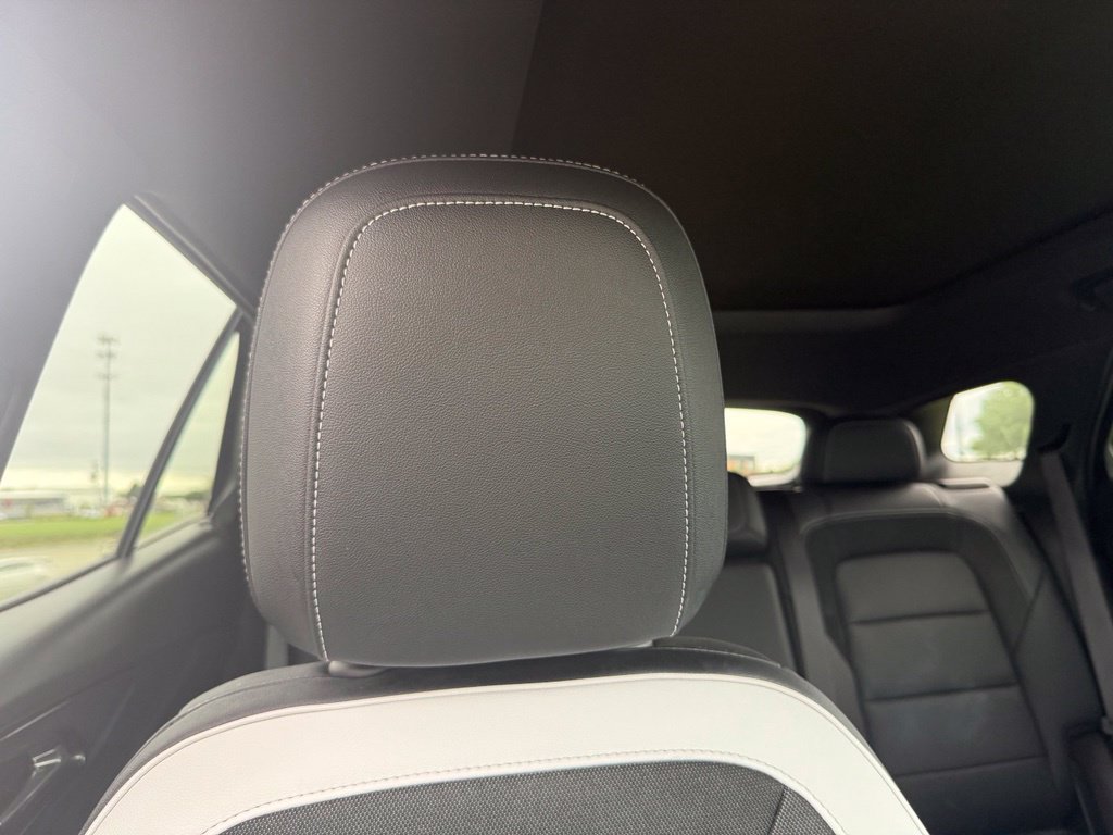 Used 2024 Chevrolet Blazer EV LT AWD/4WD image 33