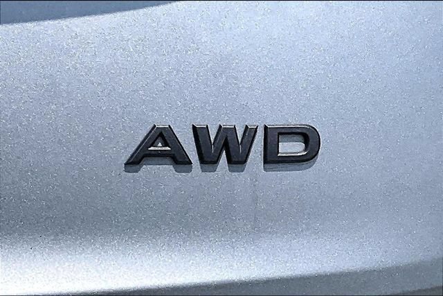 Used 2025 Nissan Rogue SV AWD/4WD image 23