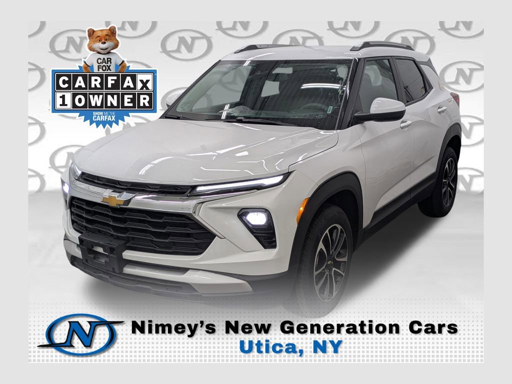 Used 2025 Chevrolet TrailBlazer LT AWD/4WD image 1
