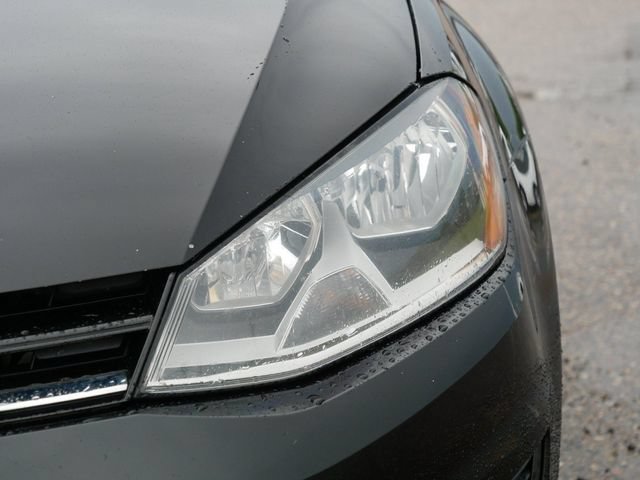 Used 2015 Volkswagen Golf TDI S FWD image 10
