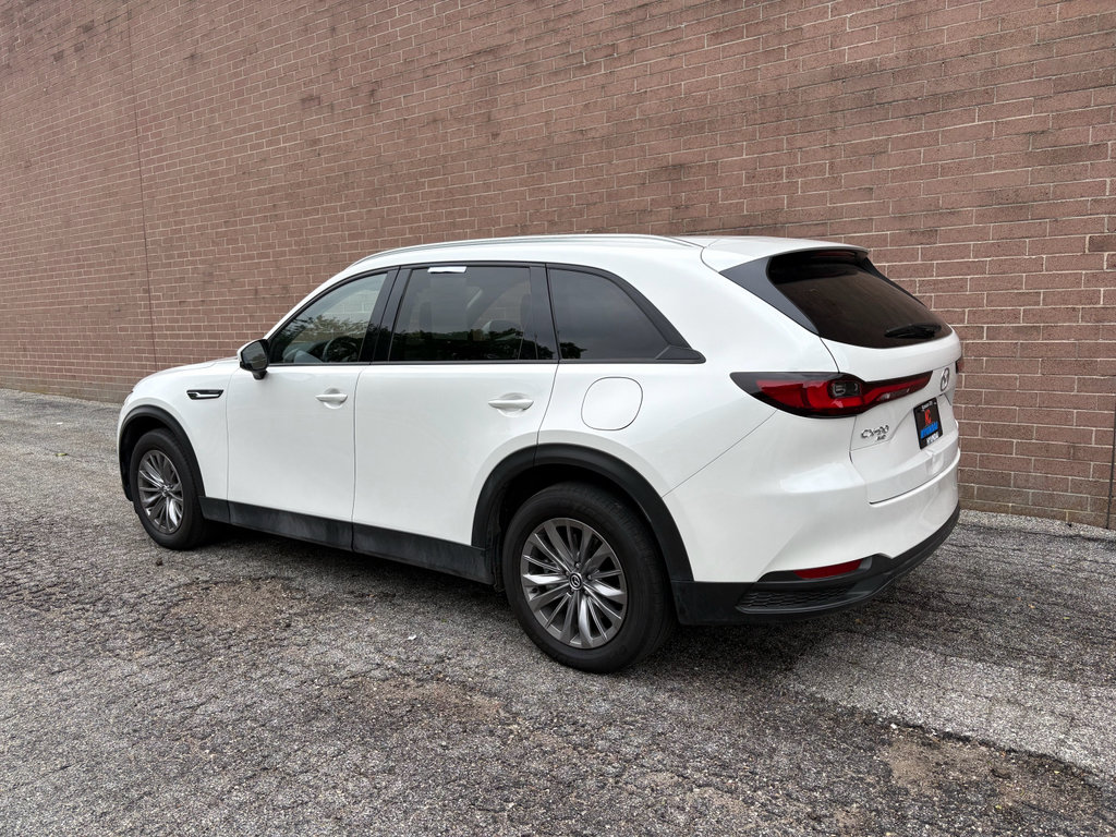 Used 2024 MAZDA CX-90 Plug-In Hybrid w/ Preferred AWD/4WD image 3
