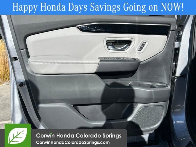New 2025 Honda Pilot Touring image 22