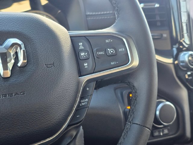 Used 2025 RAM 1500 Big Horn AWD/4WD image 30