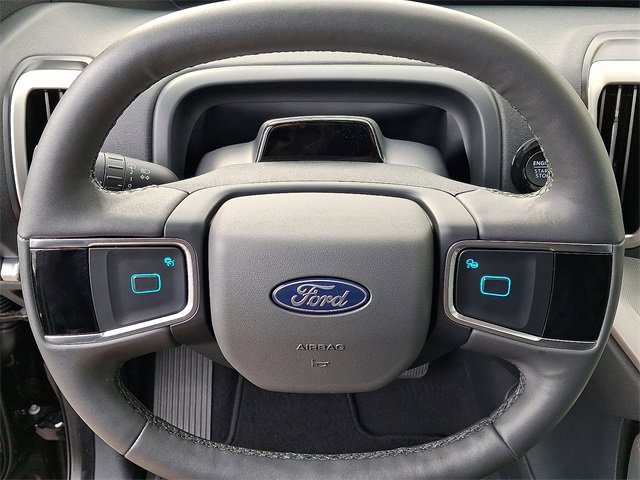 Used 2025 Ford Expedition Active image 20
