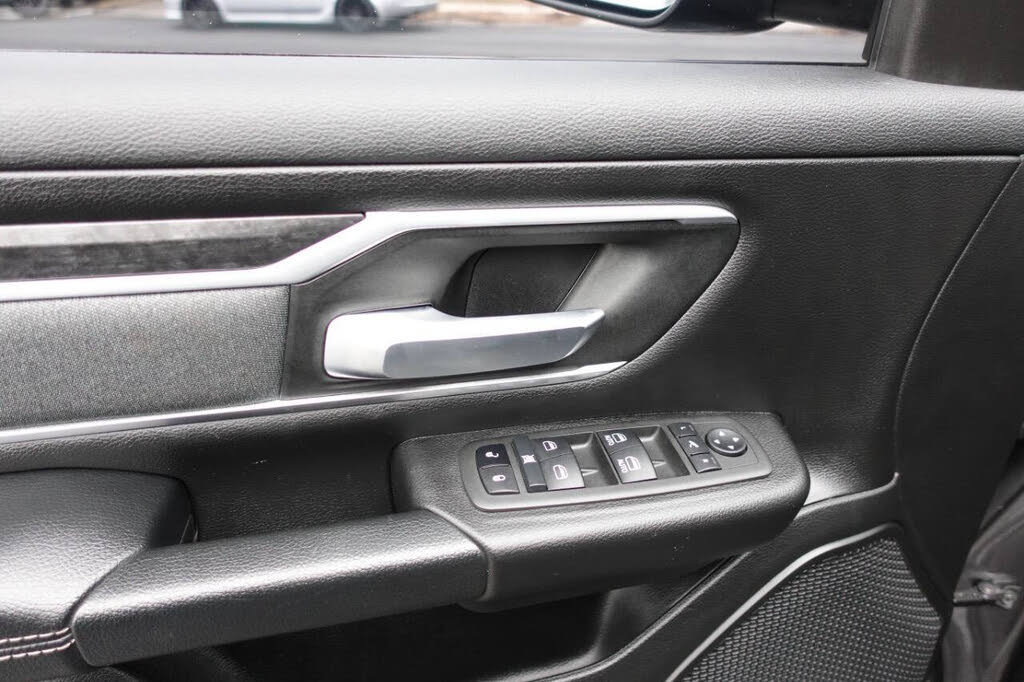 Used 2022 RAM 1500 Big Horn AWD/4WD image 17