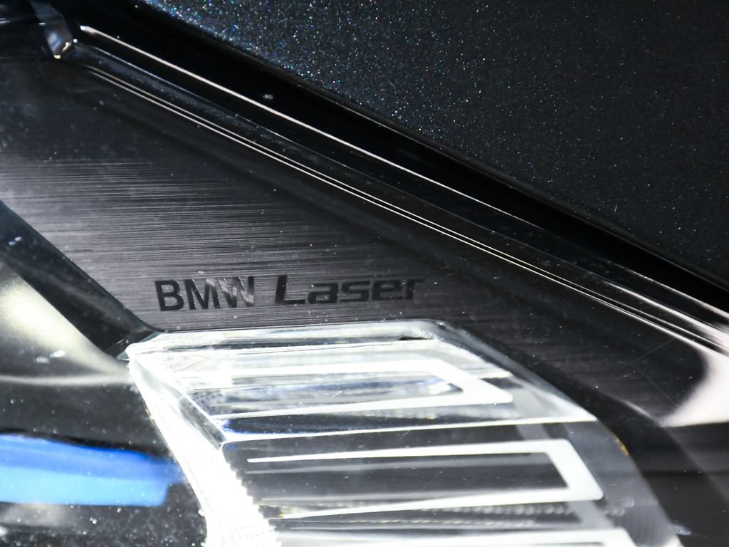 Used 2022 BMW M4 xDrive Competition w/ M Carbon Exterior Package AWD/4WD image 83