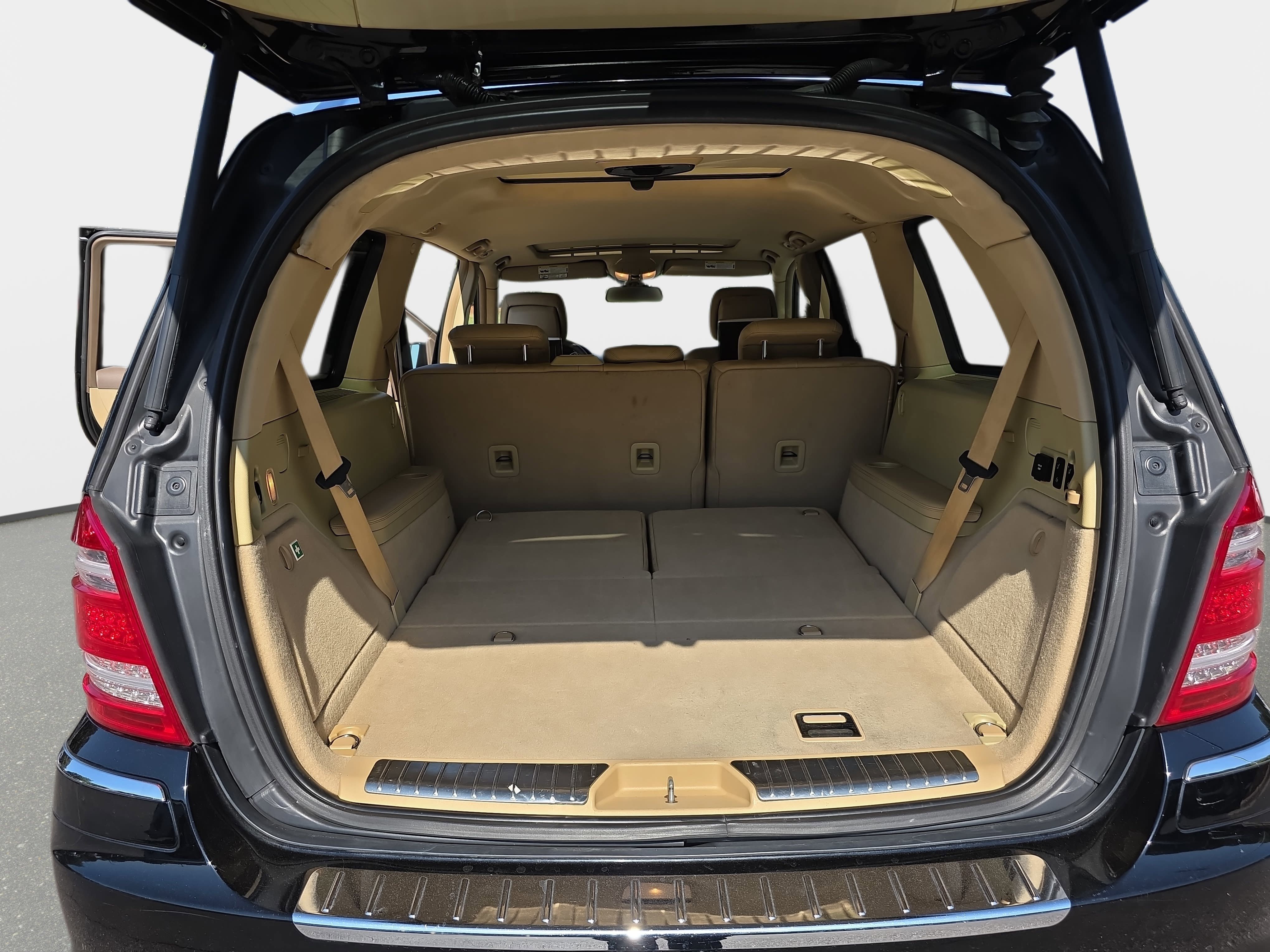 Used 2011 Mercedes-Benz GL 450 4MATIC image 13