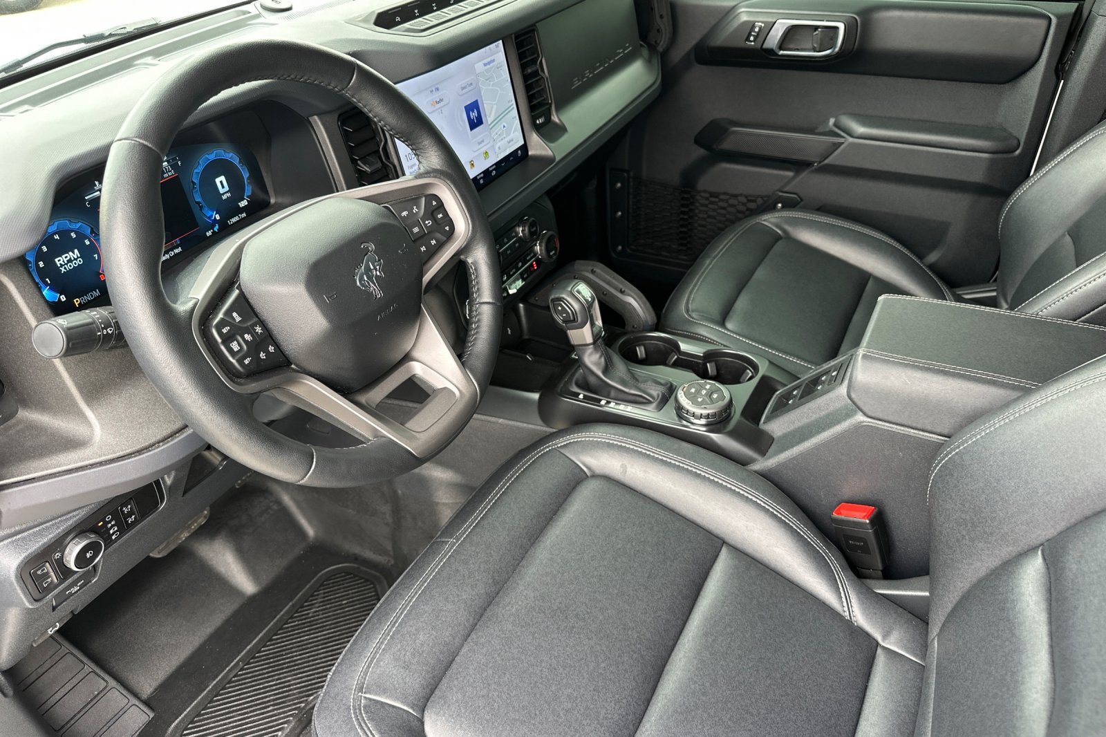Used 2025 Ford Bronco Badlands AWD/4WD image 10
