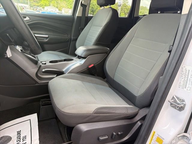 Used 2016 Ford Escape SE FWD image 23