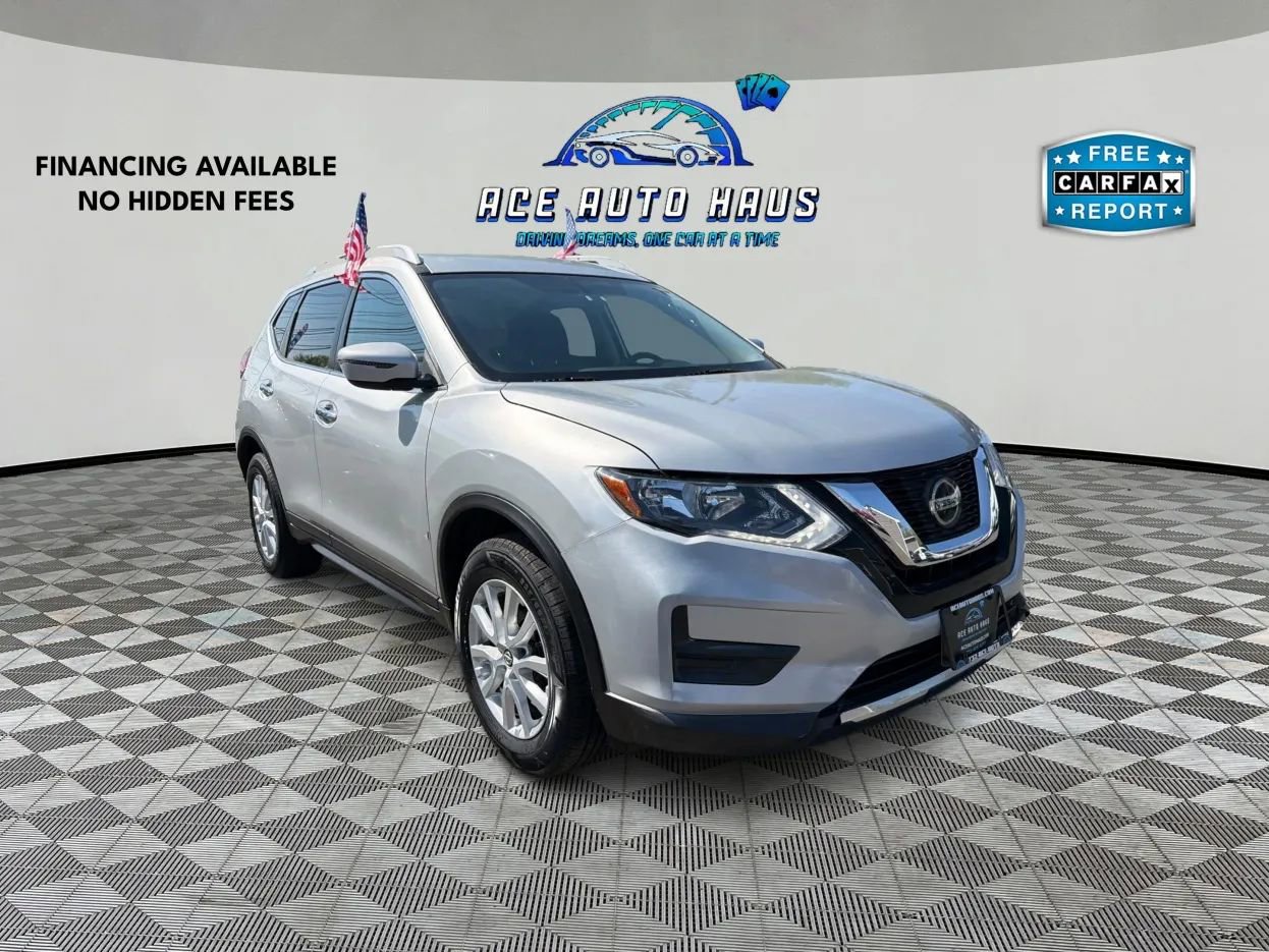 Used 2018 Nissan Rogue SV AWD/4WD image 1