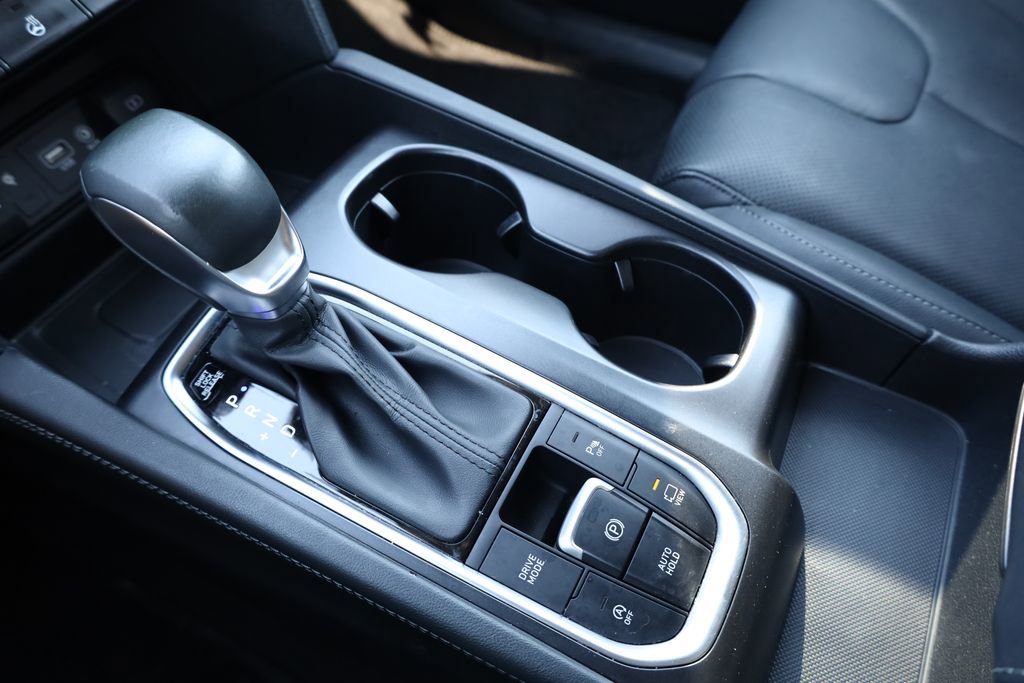Used 2019 Hyundai Santa Fe FWD image 17