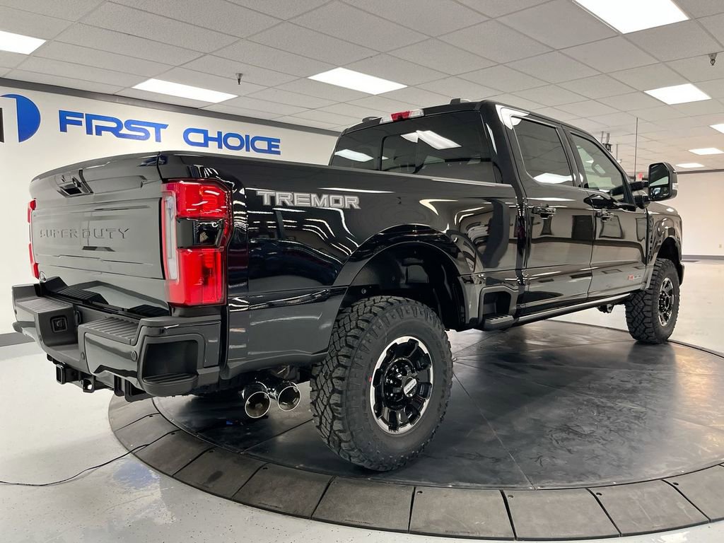 New 2026 Ford F350 Platinum w/ Tremor Off-Road Package AWD/4WD image 8