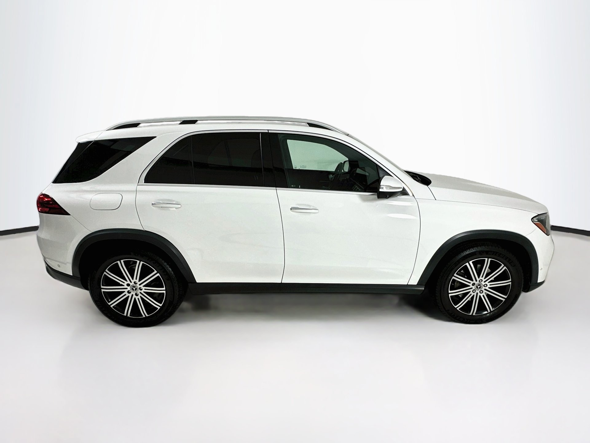 Certified 2024 Mercedes-Benz GLE 350 4MATIC image 9