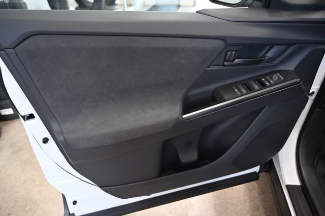 New 2026 Toyota C-HR AWD/4WD image 27