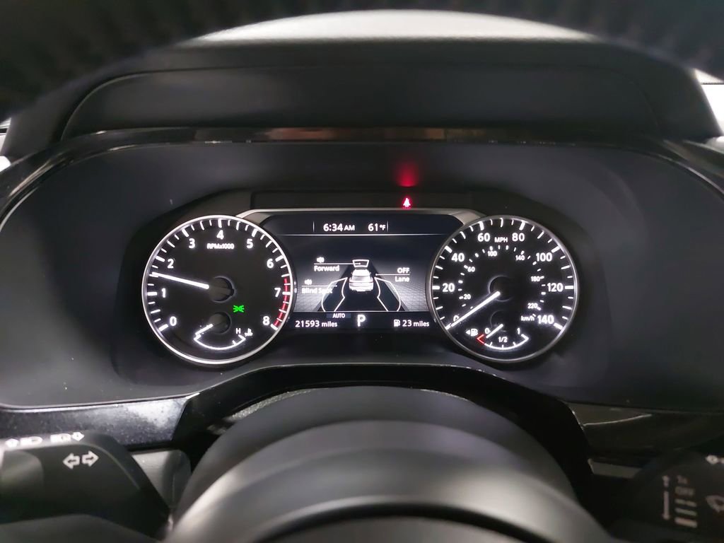 Used 2025 Nissan Pathfinder SV image 21