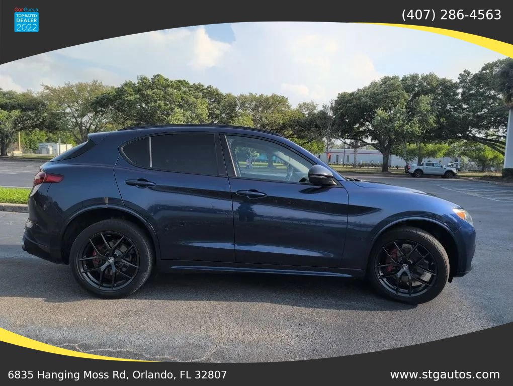 Used 2021 Alfa Romeo Stelvio Ti w/ Nero Edizione AWD/4WD image 6