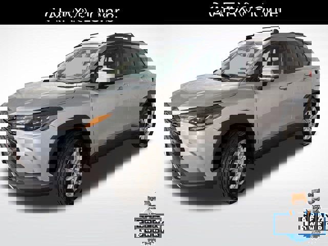 Used 2022 Toyota Corolla Cross LE image 3