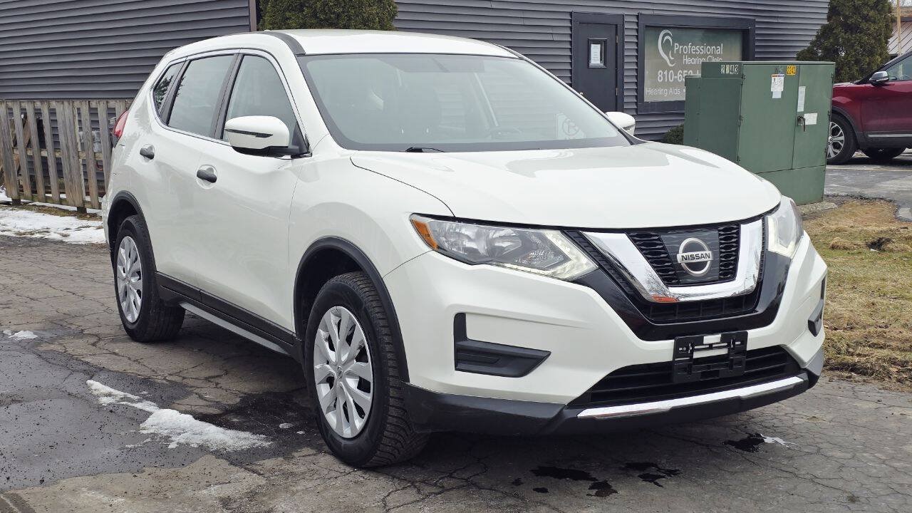 Used 2017 Nissan Rogue S FWD image 8
