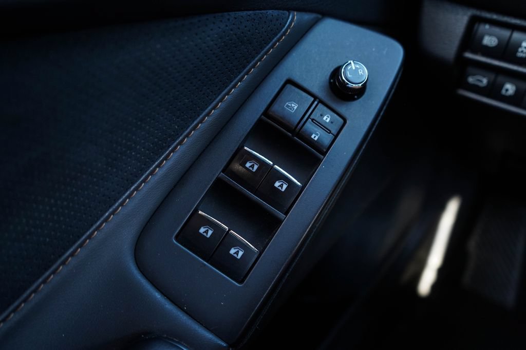 Used 2019 Toyota Avalon XSE FWD image 29