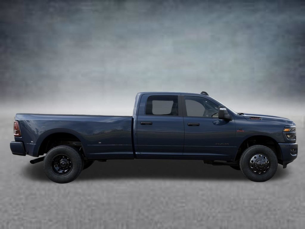 New 2026 RAM 3500 Big Horn AWD/4WD image 21