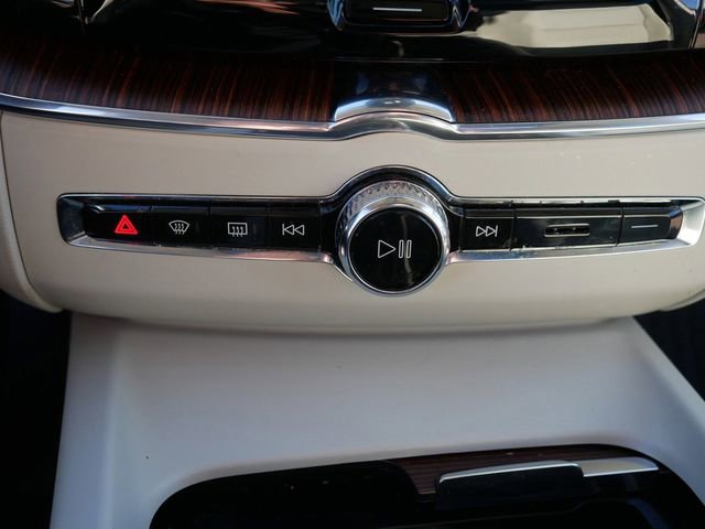 Used 2019 Volvo XC60 T5 Inscription w/ Protection Package Premier image 27