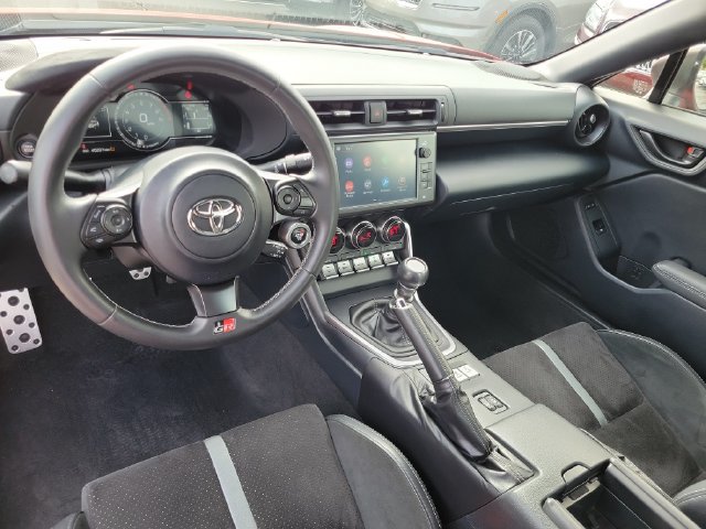 Used 2023 Toyota GR86 Premium RWD image 23