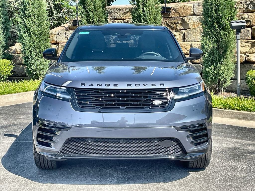 Certified 2025 Land Rover Range Rover Velar Dynamic HSE image 8