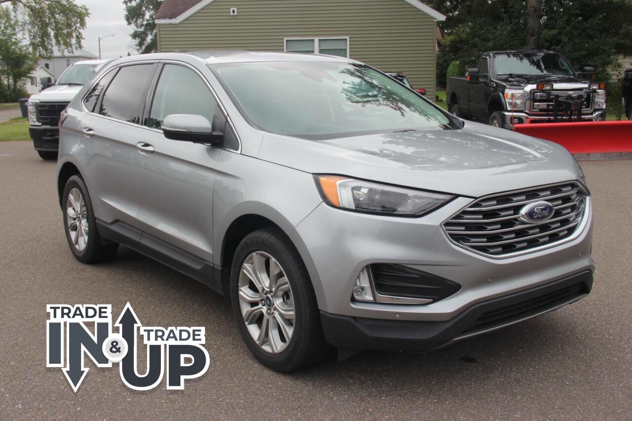 Certified 2022 Ford Edge Titanium image 3