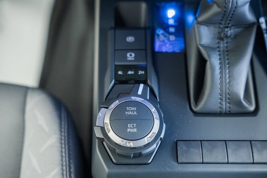 New 2026 Toyota Tacoma SR5 AWD/4WD image 25