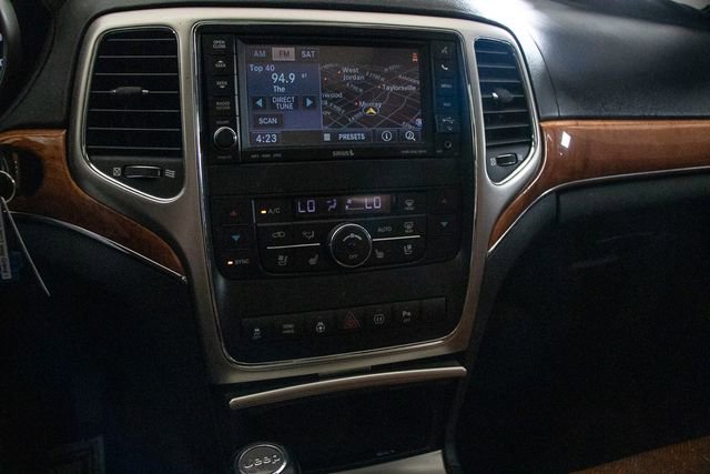 Used 2012 Jeep Grand Cherokee Overland AWD/4WD image 35
