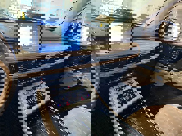 Used 2024 Lincoln Aviator AWD w/ Premium Package image 9