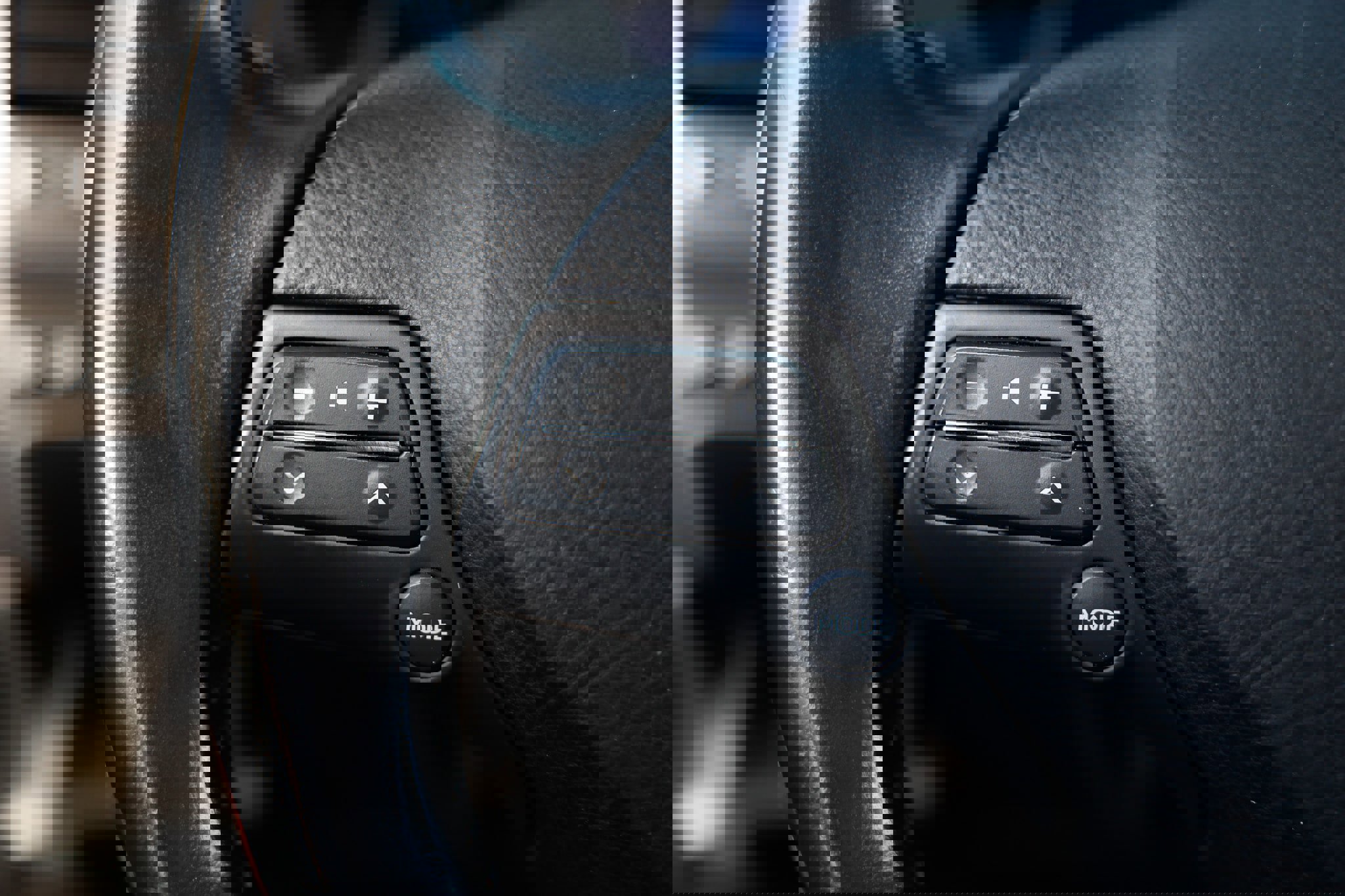 Used 2011 Lexus GS 450h image 32