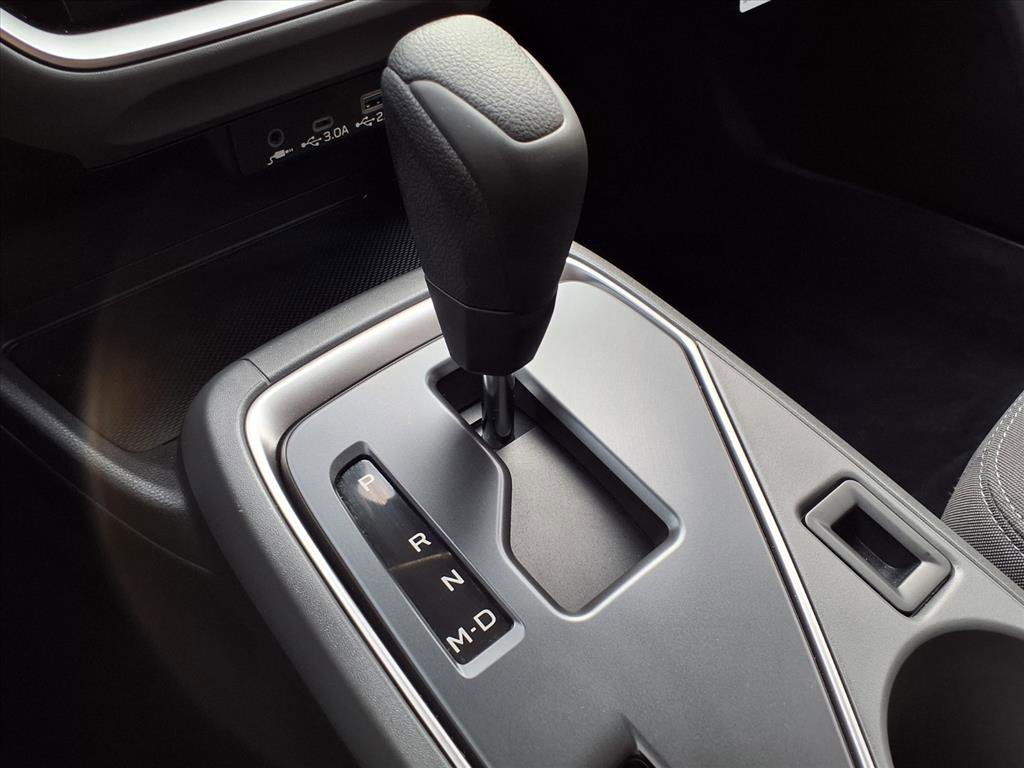 Used 2025 Subaru Crosstrek 2.0i Premium image 11