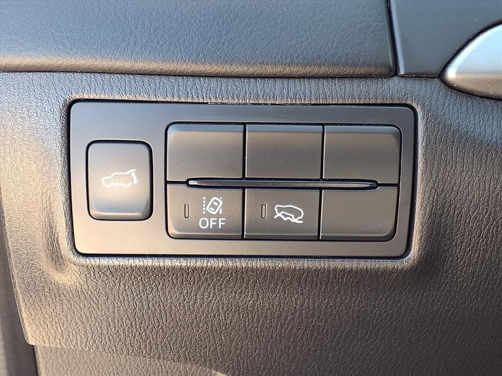 Used 2022 MAZDA CX-9 Touring image 23