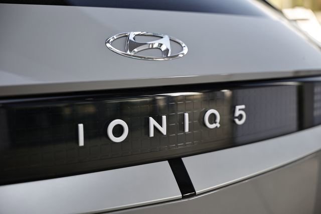 Used 2023 Hyundai Ioniq 5 SE AWD/4WD image 10