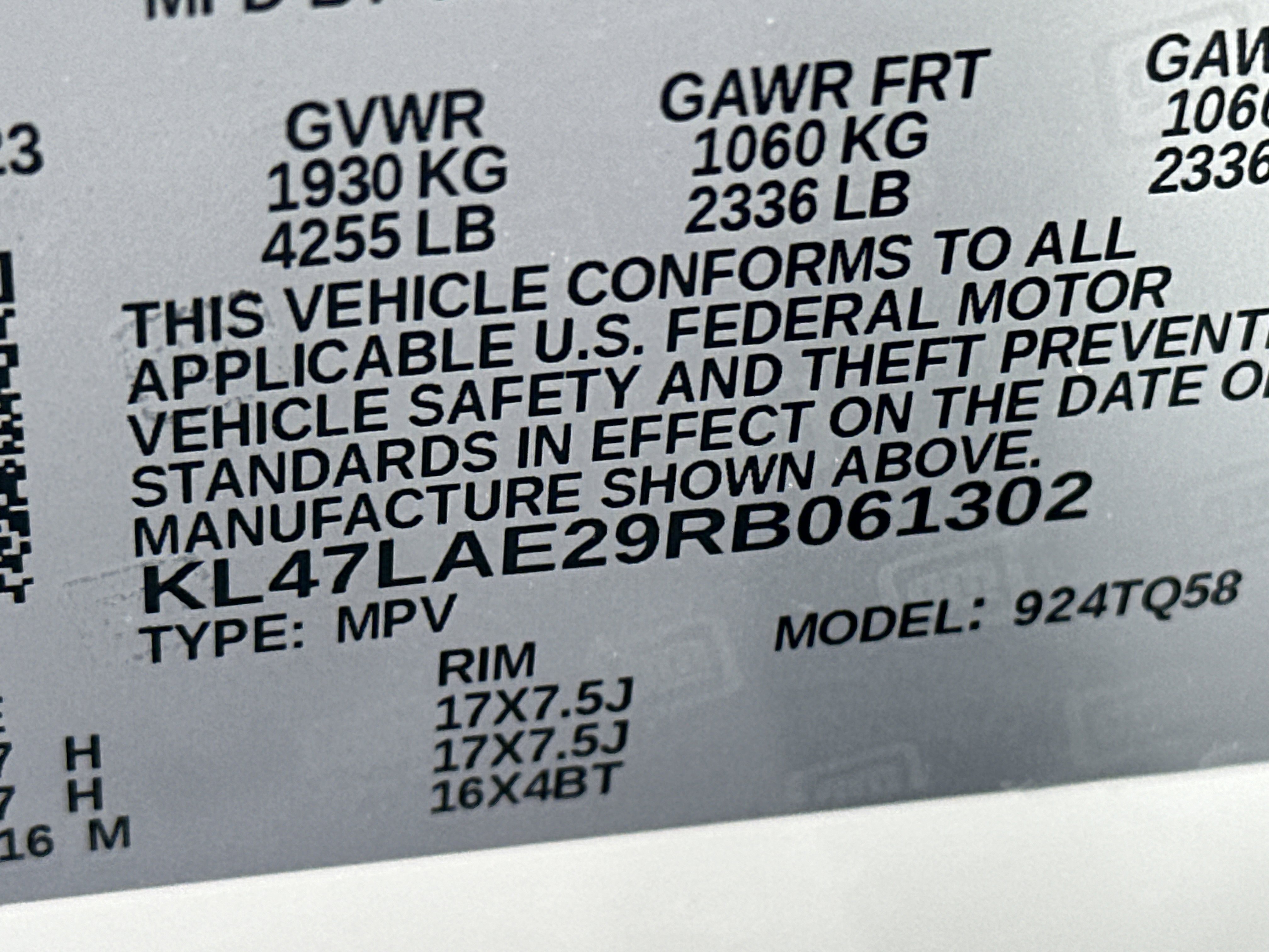 Used 2024 Buick Envista Preferred w/ Convenience I Package image 32