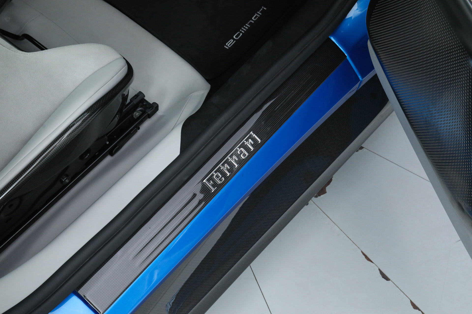 Certified 2025 Ferrari 12Cilindri image 22