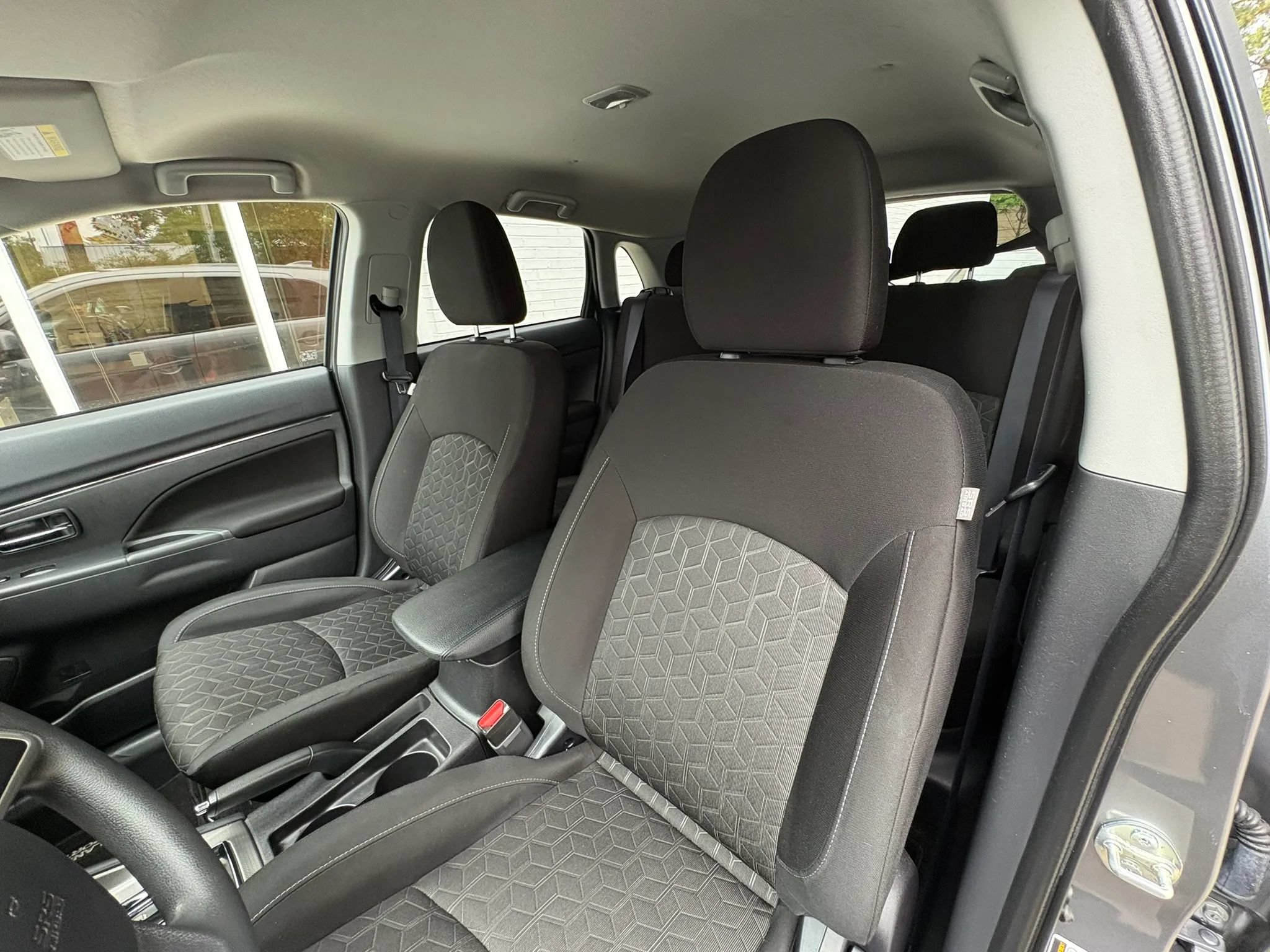 Used 2025 Mitsubishi Outlander Sport ES AWD/4WD image 23