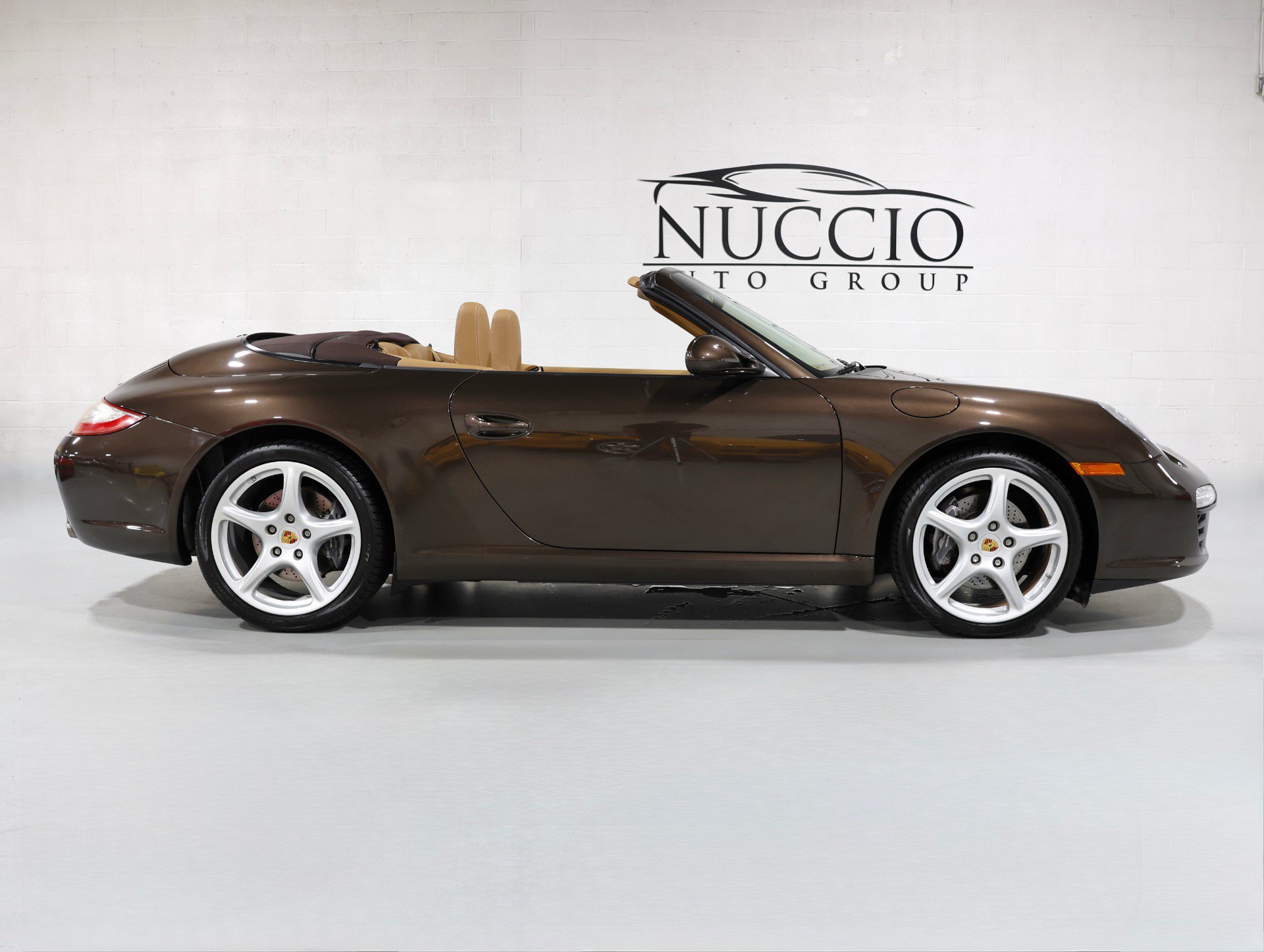 Used 2011 Porsche 911 Cabriolet image 55