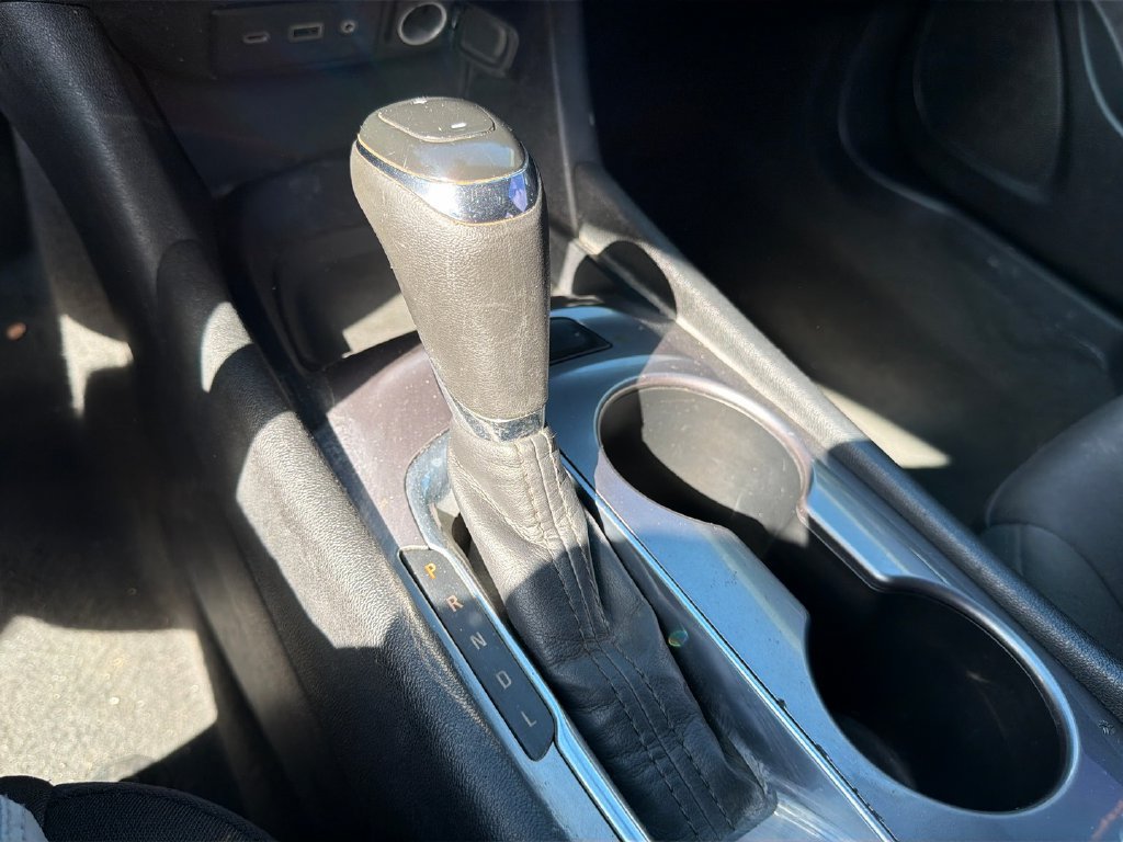 Used 2020 Chevrolet Malibu LS FWD image 15