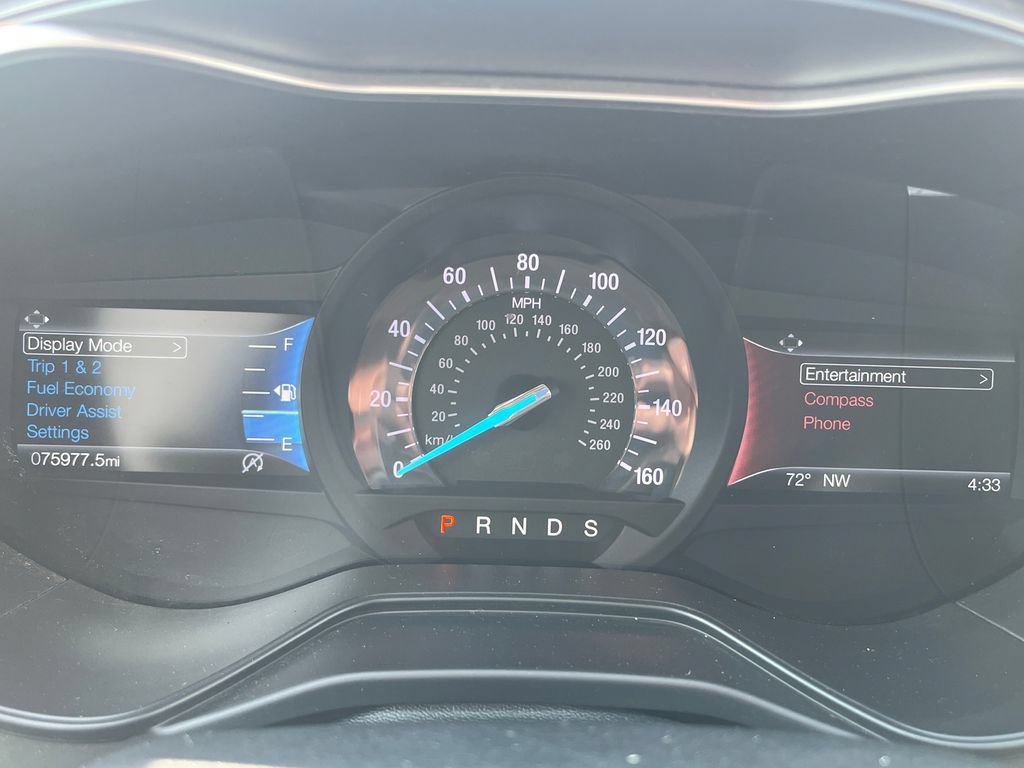 Used 2019 Ford Fusion SE FWD image 20