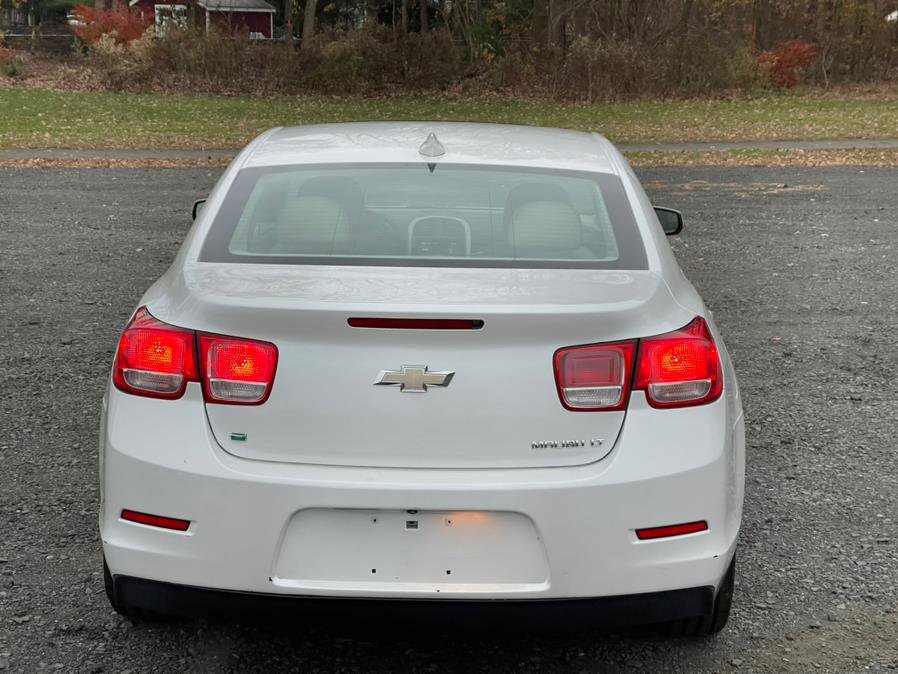 Used 2016 Chevrolet Malibu LT image 10