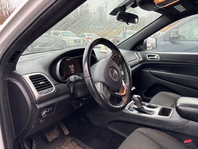 Used 2019 Jeep Grand Cherokee Laredo image 8