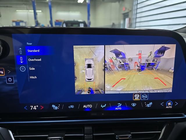 New 2026 Chevrolet Equinox EV LT image 25