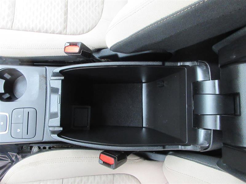 Used 2021 Ford Escape SE image 14