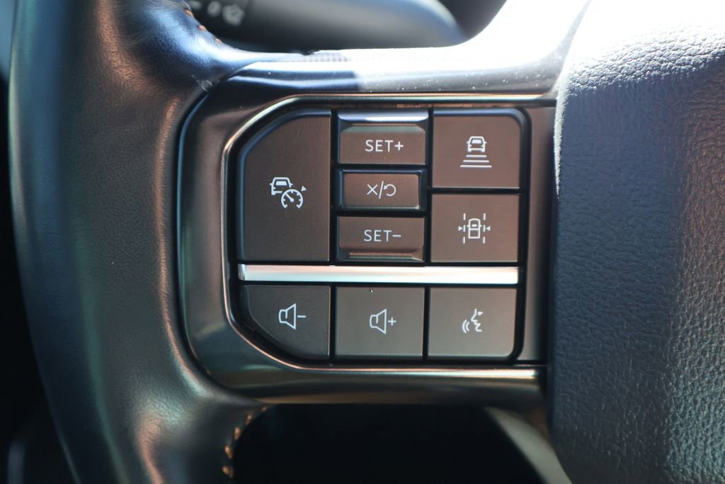 Used 2024 Ford F250 Platinum AWD/4WD image 8