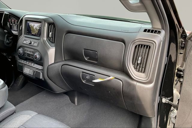 Used 2025 Chevrolet Silverado 1500 Custom w/ LPO, Dark Essentials Package AWD/4WD image 18